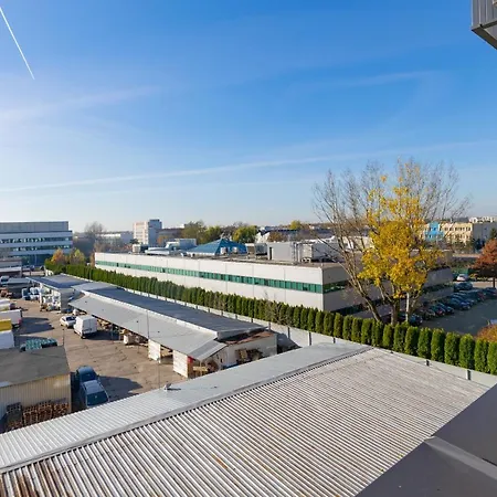 Lopuszanska With Parking Place By Renters *